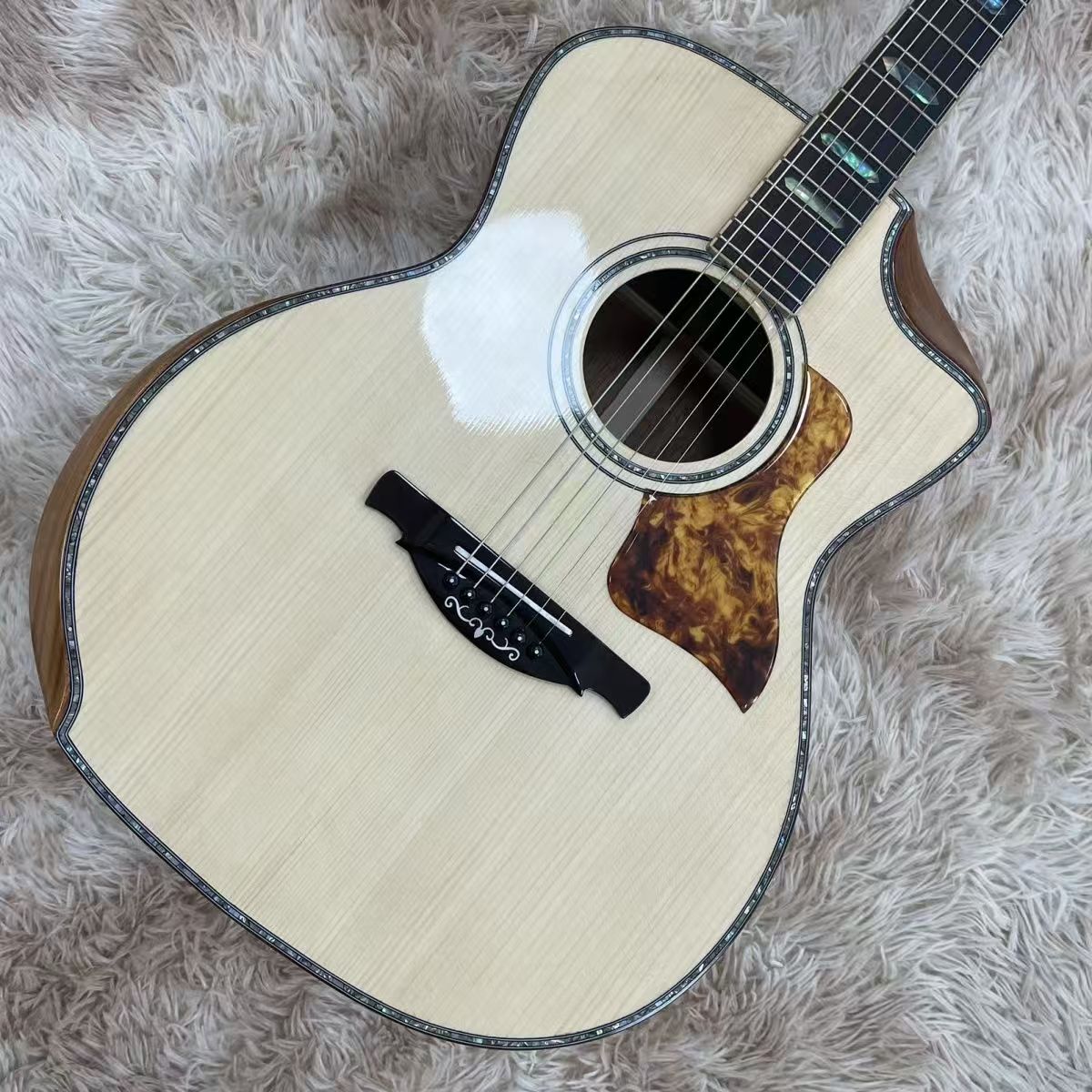 Premium solid spruce and mahogany acoustic guitar front view – Sydney guitars online